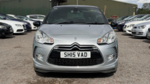 2015 Citroen Ds3 1.2 Puretech Dstyle Plus Euro 6 (s/s) 3dr in Silver — image 2