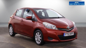 2012 Toyota Yaris 1.33 Dual Vvt-I Tr Multidrive S Euro 5 5dr in Red — image 2