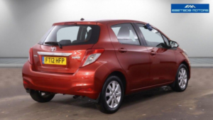 2012 Toyota Yaris 1.33 Dual Vvt-I Tr Multidrive S Euro 5 5dr in Red — image 5