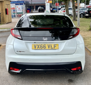 2016 Honda Civic 1.8 I-Vtec Se Plus in White — image 6