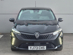 2024 Renault Clio 1.6 E-Tech Evolution Auto Euro 6 (s/s) 5dr in Black — image 3