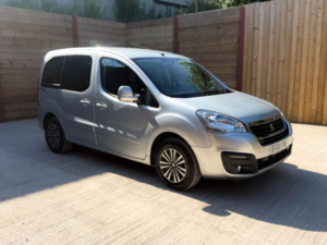 2019 Peugeot Partner Tepee 3 SEAT Wheelchair Accessible Disabled Access Vehicle Wav in Silver — image 3