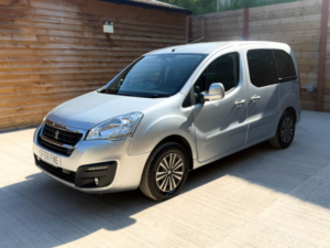 2019 Peugeot Partner Tepee 3 SEAT Wheelchair Accessible Disabled Access Vehicle Wav in Silver — image 5