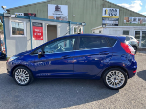 2014 Ford Fiesta 1.0t Ecoboost Titanium Euro 5 (s/s) 5dr in Blue — image 5