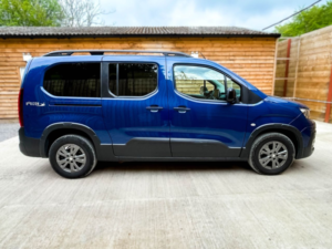 2023 Peugeot Rifter L2 Lwb 4 SEAT Auto Wheelchair Accessible Disabled Access Vehicle Wav in Blue — image 6