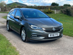 2018 Vauxhall Astra 1.6 Cdti Ecoflex Design Sports Tourer Euro 6 (s/s) 5dr in Grey — image 5