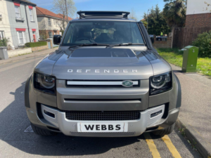 2022 Land Rover Defender 110 3.0 P400 Mhev Xs Edition in Silver — image 2