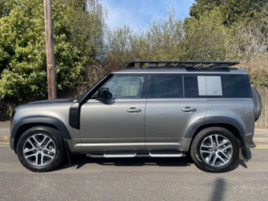 2022 Land Rover Defender 110 3.0 P400 Mhev Xs Edition in Silver — image 5