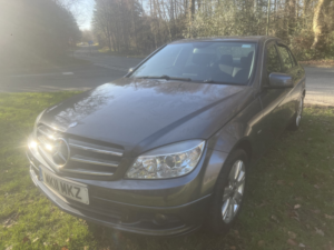 2011 Mercedes-Benz C Class 2.1 C200 Cdi Blueefficiency Executive Se in Grey — image 4