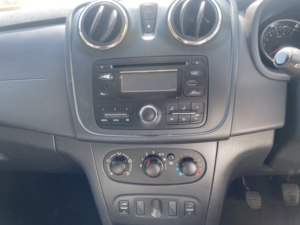 2015 Dacia Sandero 1.2 Ambiance 1.2 16v 75 in White — image 6