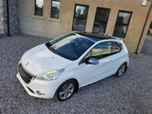 2014 Peugeot 208