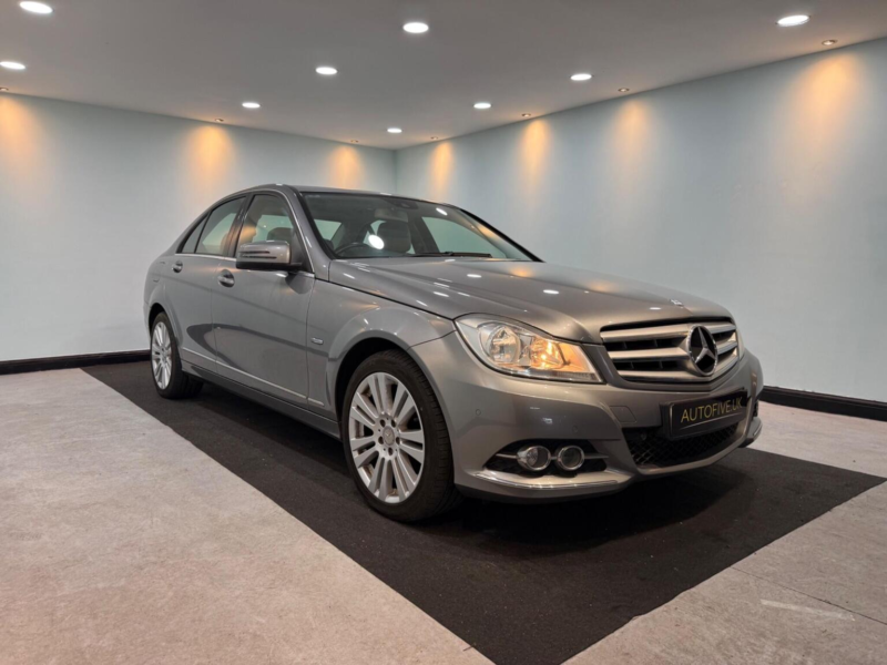2011 Mercedes-Benz C Class 1.8 C180 Blueefficiency Elegance Edition 125 Euro 5 (s/s) 4dr in Silver — image 1