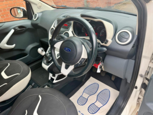 2016 Ford Ka 1.2 Zetec White Edition Euro 6 (s/s) 3dr in White — image 4
