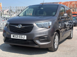 2021 Vauxhall Combo Life 1.2 Combo Life Energy S/s 5dr in Grey — image 3