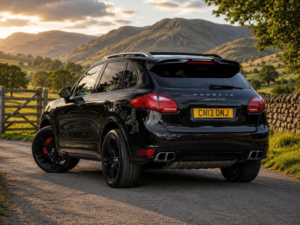 2013 Porsche Cayenne 4.8t V8 Turbo S Tiptronics 4WD Euro 5 (s/s) 5dr in Black — image 2
