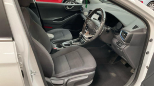 2019 Hyundai Ioniq 1.6 H-Gdi Premium Dct Euro 6 (s/s) 5dr in White — image 2