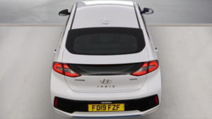 2019 Hyundai Ioniq 1.6 H-Gdi Premium Dct Euro 6 (s/s) 5dr in White — image 4