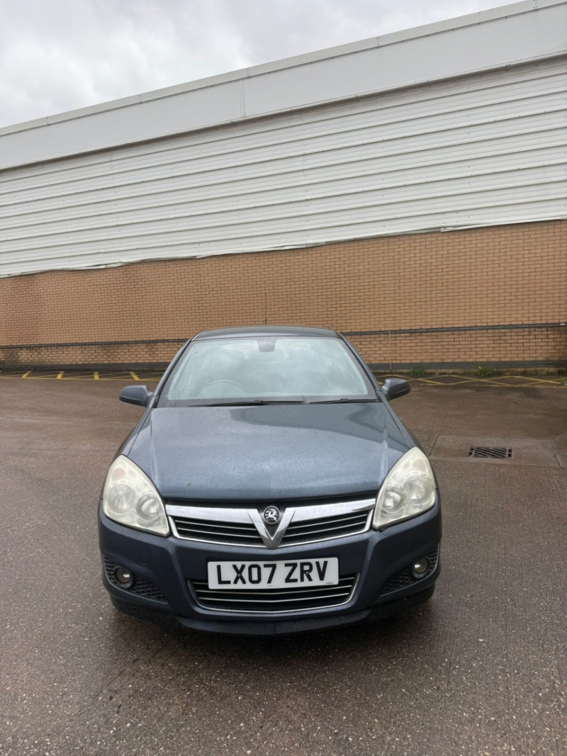 2007 Vauxhall Astra 1.8 I 16v Design in Blue — image 1