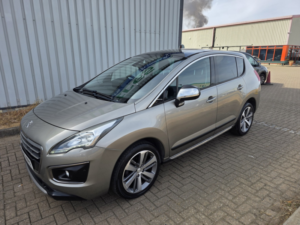 2016 Peugeot 3008 1.6 Bluehdi Allure in Grey — image 5