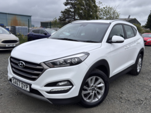 2017 Hyundai Tucson 1.7 Tucson Se Nav 1.7 D 116ps Bd +fss in White — image 3