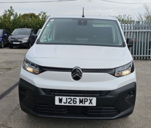 2026 Citroen Berlingo 1.5 Berlingo Pv M Bhdi 1.5 100 S&s Mt6 Enterprise+ in White — image 3