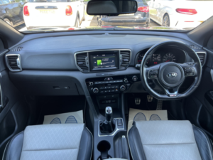 2016 Kia Sportage 1.6 T-Gdi Gt-Line in Black — image 3