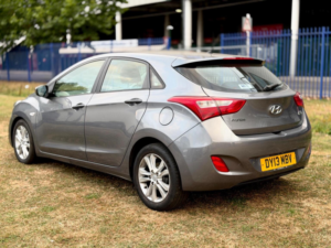 2013 Hyundai I30 1.6 Crdi Blue Drive Classic Euro 5 (s/s) 5dr in Other — image 3