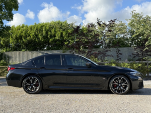 2022 BMW 5 Series 2.0 520d M Sport Saloon in Black — image 2