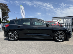2018 Ford Focus 1.5 Ecoblue St-Line in Black — image 6