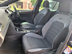2020 Volkswagen Golf 1.5 Tsi Evo R-Line Edition in Blue — image 4