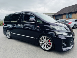 2013 Toyota Vellfire