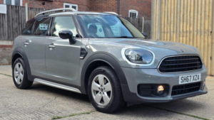 2017 MINI Countryman 1.5 Cooper Euro 6 (s/s) 5dr in Grey — image 4