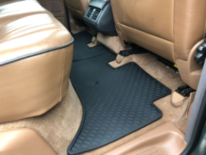 2002 Land Rover Range Rover Range Rover P38 - Winter Protection Pack in Black — image 3