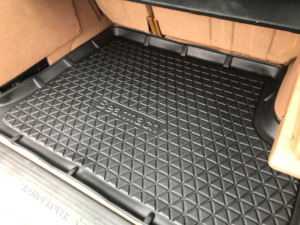 2002 Land Rover Range Rover Range Rover P38 - Winter Protection Pack in Black — image 6