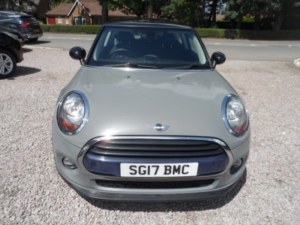 2017 MINI Hatch 1.5 Cooper 3-Door Hatch in Grey — image 2