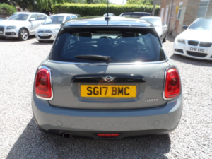 2017 MINI Hatch 1.5 Cooper 3-Door Hatch in Grey — image 6