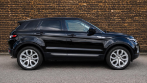 2016 Land Rover Range Rover Evoque 2.0 Ed4 Se Fwd Euro 6 (s/s) 5dr in Black — image 4