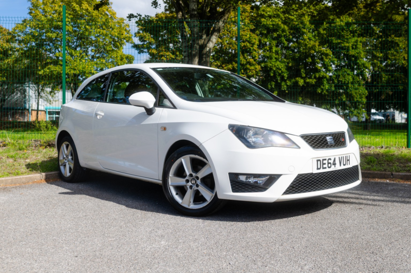 2014 SEAT Ibiza 1.2 Tsi Fr in White — image 1