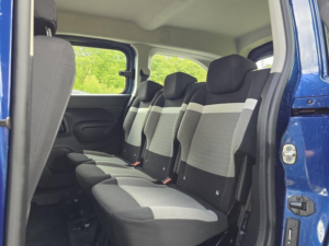 2023 Citroen E-Berlingo 50kwh Feel Xl MPV 5dr Electric Auto (7.4kw Charger) (136 Ps) in Blue — image 6