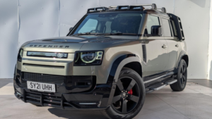 2021 Land Rover Defender 110 3.0 D250 Mhev First Edition Auto 4WD Euro 6 (s/s) 5dr in Green — image 2