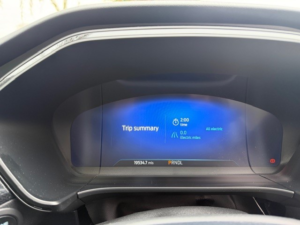 2023 Ford Kuga 2.5 Kuga St-Line X Edition 5 Door 2.5l Duratec Fhev 190ps Fwd CVT Automatic in Silver — image 3