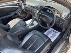 2008 Mercedes-Benz Clk 1.8 Clk200 Kompressor Sport Cabriolet 2dr in Black — image 3
