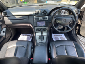 2008 Mercedes-Benz Clk 1.8 Clk200 Kompressor Sport Cabriolet 2dr in Black — image 4