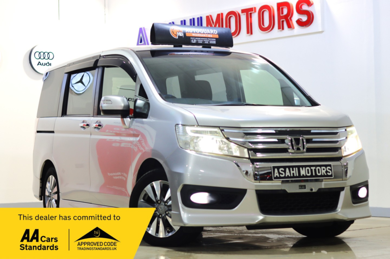 2013 Honda Stepwagon 2.0 Petrol Automatuc (s/s) 7dr in Silver — image 1