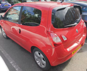 2015 Renault Twingo 1.2 Dynamique 1.2 16v 75 in Red — image 5
