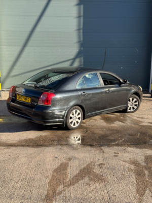 2007 Toyota Avensis 1.8 Vvt-I T3-X in Black — image 2