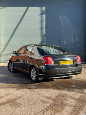 2007 Toyota Avensis 1.8 Vvt-I T3-X in Black — image 4