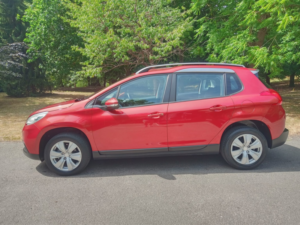 2014 Peugeot 2008 1.4 Hdi Active in Red — image 3
