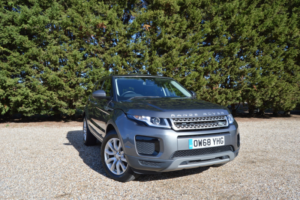 2019 Land Rover Range Rover Evoque 2.0 Td4 Se in Grey — image 4