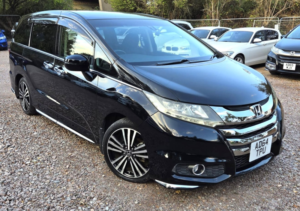 2014 Honda Odyssey Absolute Edition-2.4l Petrol-Automatic-7 Seats Family Car-Ulez/caz Pass-Free 24months Warranty & 12months Aa Breakdown in Black — image 2